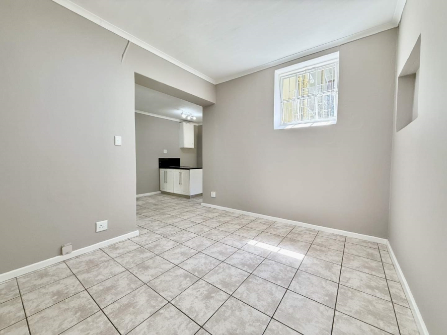 To Let 1 Bedroom Property for Rent in Vredehoek Western Cape